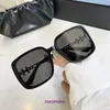 Designer Luxury Brand H Home sunglasses on sale New family trend large frame fashion women with chain legs street photo cover face driving po Wi With Gift Box 7Y5J