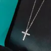 Klassisk high-end Womens Diamond Cross Necklace Fashion Designer Pendant Girls Festival Gift Factory Wholesale and Retail with Box