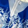 Freizeitkleider 2023 Frühling Herbst Retro-Druck Blaue knielange Kleider Damen V-Ausschnitt Laternenärmel Elastische Taille Schlankes Urlaubs-Strandkleid