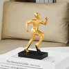 Gartendekorationen kreative Goldene Statue Nordische Dekoration Läufer Skulptur und Figuren für Bücherregal Innenschreibtisch Zubehör Office Abstract 230621