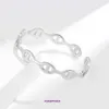 Vente en gros H Home Designer Bracelets à vendre mode coréenne petits accessoires frais ins Tiktok conception nez de cochon creux ouverture bracelet avec boîte-cadeau