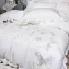 Bettwäsche-Sets, Schmetterlings-gesticktes weißes Set, luxuriöse ägyptische Baumwolle, Prinzessinnen-Hochzeit, solide Steppdecke/Bettbezug, Bettlaken, Kissenbezüge