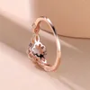 Trouwringen Mystic White Fire Opal Voor Vrouwen Rose Goud Kleur Ronde Bands Charm Bloem Verlovingsring Bruid Belofte sieraden CZ