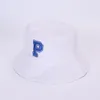 Bons 1pc Coton Broidery Letter P Backet Backet Hat à double face homme Homme Unisexe Chapeaux pour femmes