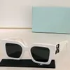 2023 couleur mélangée kaki imprimé léopard haut de gamme Boutique PC matériel cadre épais plein cadre femmes luxe qualité lunettes de soleil à la mode plage voyage style polyvalent