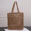 Nuovo stile Luxury pink Designer Bag Straw Summer women's weave Borse da spiaggia scava fuori borsa pochette da viaggio borse moda borsa a tracolla