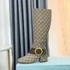 Stivali lunghi con tacco alto Scarpe da donna con tacco autunno inverno vera lettera con cerniera in pelle Fibbia per cintura in metallo Stivali alti Scarpe firmate arabe da donna Tacchi grandi 35-42 con scatola