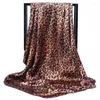 Szaliki 2023 Masowe liść jedwabny szalik dla kobiet faulard miękki satynowy szal lampart do włosów szyja 90 90 cm kwadratowa szyjacz hidżab