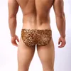 Mutande 2PCS Slip sexy Mutandine Intimo uomo Vita bassa Stampa leopardata Custodia rigonfia Comodi uomini gay