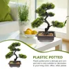 Dekoracyjne kwiaty Zielony wystrój mały fałszywy ornament bonsai ozdobić sztuczne rośliny domowe biurko biurka Abs
