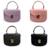 Pochette 2023 nouveau TRIOMPHE BESACE luxes sous les bras Designer fourre-tout bandoulière sac à main poignée supérieure bandoulière sacs à bandoulière femmes portefeuille plage hommes en cuir véritable week-end