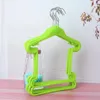 Hangers 1 STKS Multifunctionele Plastic Kinderen Hanger Kledingwinkel Baby Kid Haak Kleding Natte Garderobe Droog Stand Rack