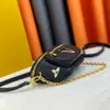 M82208 Deri Mini Bumbag Göğüs Kemeri Çanta Lüksler Kadın Spor Salonu Tote Çanak Debriyaj Crossbobys Bel Çantası Mens M82335 Fanny Pack Tasarımcı Zarf Omuz Satchel Çantalar