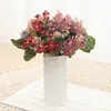 Kwiaty dekoracyjne jesienne jagodowe berry bulon sztuczna jedwabna panna młoda ślubna trzymająca bukiet pakiet imprezowy stół