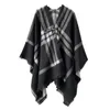 Halsdukar designer kvinnor poncho cape öppen front cardigan wrap sjal stickad kashmir kappa kvinnliga vårens höstkapslar ponchos