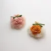 Haarschmuck Boutique 30 Stück modische niedliche Filz-Blumen-Haarnadeln, solide Kawaii-Blumen-Spitzenklammern, Kopfbedeckung, Rosa, Blau, Gelb