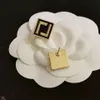 18K Plaqué Or De Luxe Marque Designers Lettre En Acier Sceau Boucles D'oreilles Géométrique Célèbre Femmes En Laiton Matériel Boucle D'oreille De Mariage Cadeau De Noël Jewerlry En Gros