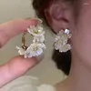 Dangle Earrings Koren Light Luxury White Flower Pearl Petal Stud for Women Korean Zircon Exquisite Earing Party Jewelry Gift