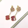 Cleef AA Arpels Boucles d'oreilles classiques Designer Van Clover Boucles d'oreilles de luxe à quatre feuilles Fleur Charme Femmes clip d'oreille Fleur bijoux Womam