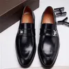 28 Scarpe da uomo in vera pelle da uomo stile britannico modello Designer Scarpe casual da lavoro classiche Scarpe eleganti fatte a mano di lusso fatte a mano Oxf