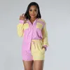 Agasalhos femininos Camisa para mulheres Ternos curtos com shorts soltos Conjuntos de duas peças de verão manga longa listrado estampado cores contrastantes Bolso