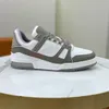 Роскошная дизайнерская повседневная обувь Embossed Trainer Virgil Sneaker тройной белый розовый небесно-голубой черный зеленый желтый джинсовые низкие мужские кроссовки женские кроссовки размер Eur 36-45