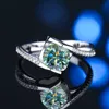 Hoge kwaliteit Gekleurde edelsteen moissanite 1 karaat klassieke ring kleur Mossant diamanten ring 925 sterling zilver Mode-sieraden Verlovingstrouw Ring Valentijnsdag Cadeau