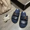 Slippers 2023 Brand Designer Classic Flat Leather Bath Beach Sandals Slides Sand Shoes Woman Luxury Summer Lady Big Head Large babiq05