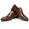 Herrpatent läder lock tå brun snörning skor man brogue skor fest och bröllopskor män affärer