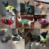 犬のアパレル暖かい犬の服を飼います犬用風？