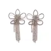 Leading Lady Fancy 2023 Vous êtes la tendance Boucles d'oreilles pendantes à l'ancienne Gros diamants Placage Vent froid Fleurs brillantes Gemme blanche Strass Pierre Dames