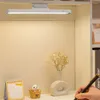 Bordslampor Desk Lamp Hängande magnetisk LED -avgiftsbar trapplöst Dimning Cabinet Light Night för garderobsgarderobsäng