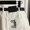 Short minimaliste décontracté en coton pour femmes, avec Logo brodé, poche, coupe ajustée, court en Denim, ceinture noire, vêtements d'été pour sorties quotidiennes