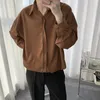 Męskie koszule Eleganckie brązowe koreańskie moda mężczyźni ponadwymiarowa bawełniana jesień 2023 dla męskiej stylowej bluzki panowie