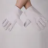 I guanti in tela resistenti all'usura con protezione del lavoro ispessita a doppio strato a 24 fili supportano il commercio all'ingrosso personalizzato