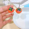 Leuke Cartoon Persimmon Dangle Oorbellen voor Vrouwen Meisjes Delicate Zoete Persimmon Geometrische Oorbellen Bestfriend Mode Geschenken