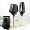 Şarap Gözlükleri Saf Siyah Kristal Altın Kenar Şarap Camı Goblet Lüks Lüks Düzensiz Model Oda Özel Şampanya Kupası Viski Bira Gözlükleri 230625