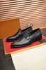 Tops New Mens Business Oxfords Dress Casual Shoes Обувь искренняя кожаный костюм с размером коробки из орнарной коробки 38-45
