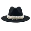 Berets Hat Fedoras pour femmes chapeaux hommes ressentis de luxe Mode décontracté mariage décorer Grace Fadoras avec des perles