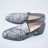 Haute qualité gris motif peau de serpent en cuir véritable hommes Graffiti chaussures de luxe mocassins hommes chaussures habillées chaussures plates d'été chaussures décontractées