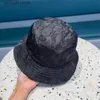 Stingy Brim Hats 2021 Модная шляпа для шляпы для мужчин Женщина дизайн бейсболки Beanie Cacquettes Fisherman Bucket