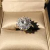 Cluster Ringe Übertreibung für Frauen S925 Sterling Silber Braut Hochzeit Verlobung Zirkonia Blume Glanz Schmuck Großhandel