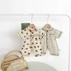 Milancel 2022 Baby Pyjamas Kort ärm spädbarn pojkar Sleeper bär spädbarnsober Set Toddler Rompers L230625