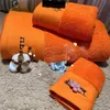 2023 Haushaltsbadetuch Mode Mehrfarbige Handtücher Klassischer H-Buchstabe Quadratischer Waschlappen Dreiteiliges Set Alle Baumwolle Vergrößert Verdickt