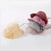 ワイドブリム帽子エレガントな女性女性用の広い夏の夏の帽子オーガンザメッシュビッグフローラルサンプロテクションハットビーチチャーチ帽子ソンブレロサンハツンブロックHKD230625