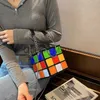 Kvällspåsar Små handväskor för kvinnor Rubiks kubdesign Kvinnor Purse Square Handbag Mini med metallkedja läder crossbody väska J230625