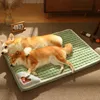 洗える冬の犬のマット贅沢パッドペットベッド小さな中程度の大きな犬のための猫のための格子縞のベッド