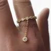 Anéis de banda UILZ Luxo Feminino Aço Inoxidável Dourado Anel de Cristal Grau AAA Zircão Anel de Noivado Anel de Casamento Acessório de Dedo Jóias Presente x0625