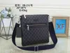 474137 New Men Crossbody Bag Styles أحجام مختلفة حقيبة يد مصممة مصممين حقائب جيوب الأزياء حقيبة الكتف