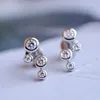Boucles d'oreilles Huitan minimaliste couleur argent pour femmes rondes zircon cubique discret filles oreille beau cadeau bijoux de mode